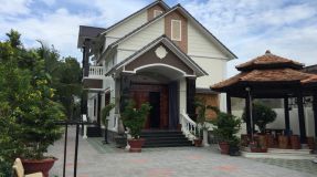 NHÀ Ở GIA ĐÌNH